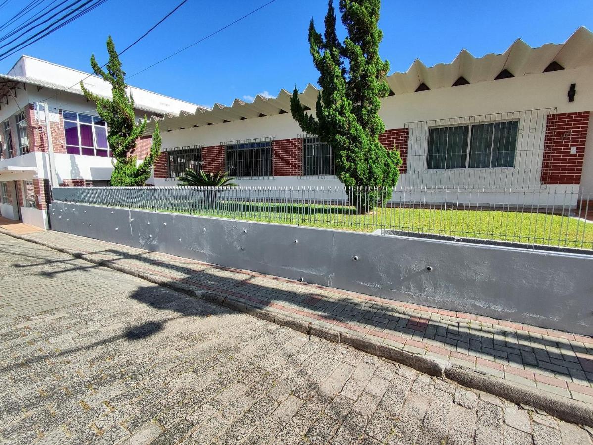 Villa Bilac 06 - Amplo Studio Proximo A Vila Germanica Blumenau Luaran gambar